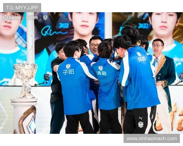 V5战队重塑辉煌之路：从挑战者到冠军杯的蜕变与成长